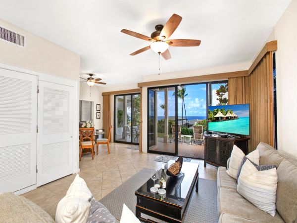 Maui Luxury Vacation Rental 6-Bedroom Oceanview Villas