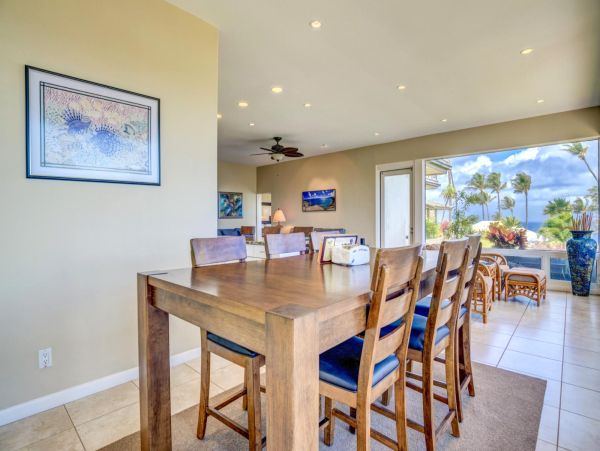 Maui Luxury Vacation Rental 6-Bedroom Oceanview Villas