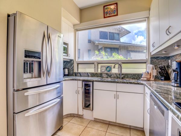 Maui Luxury Vacation Rental 6-Bedroom Oceanview Villas