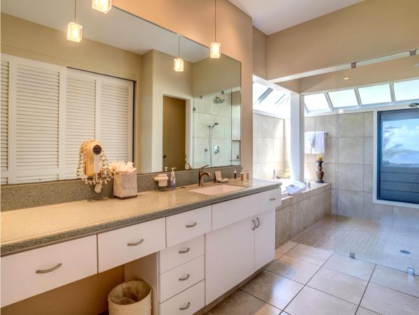 Maui Luxury Vacation Rental 6-Bedroom Oceanview Villas