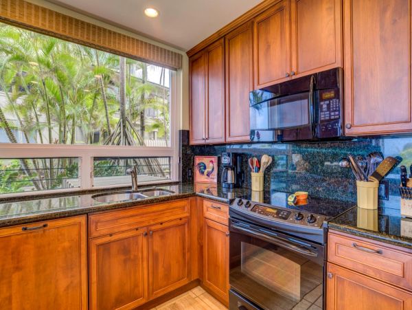 Maui Luxury Vacation Rental 6-Bedroom Oceanview Villas