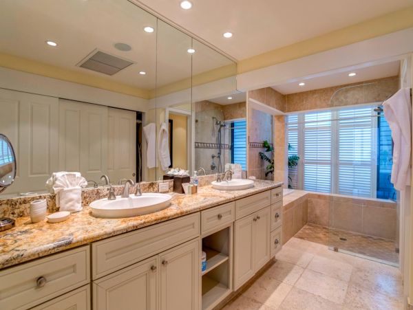 Maui Luxury Vacation Rental 6-Bedroom Oceanview Villas