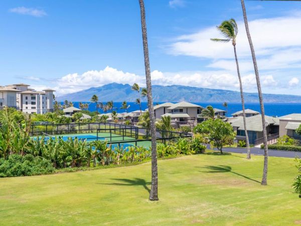 Maui Luxury Vacation Rental 6-Bedroom Oceanview Villas