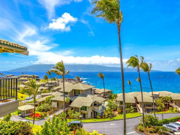 Maui Luxury Vacation Rental 6-Bedroom Oceanview Villas