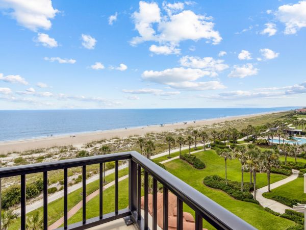 Amelia Island Beachfront Rental Luxury 3-Bedroom Penthouse Stunning Views