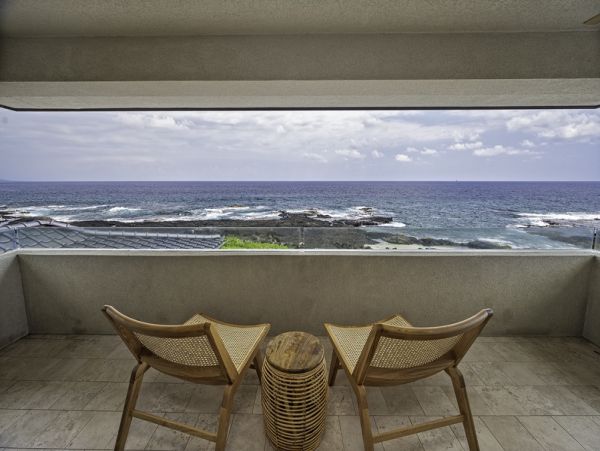 Kailua-Kona Oceanfront Vacation Rental - Luxury Hawaii Estate with Infinity Pool