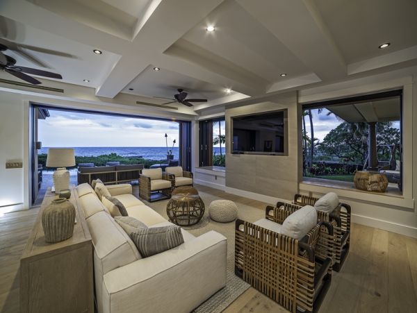 Kailua-Kona Oceanfront Vacation Rental - Luxury Hawaii Estate with Infinity Pool