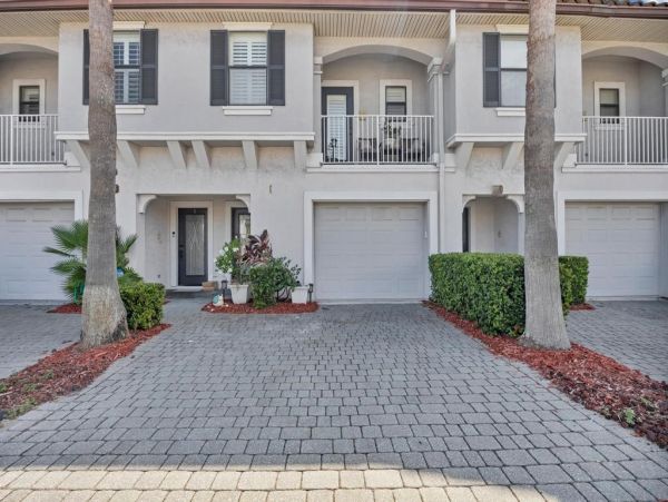 Jacksonville Beach Rental 3-Bedroom Florida Beach Townhouse