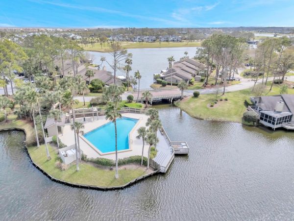 Vacation Rental Florida Golf and Beach Condo in Ponte Vedra With Communal Pool