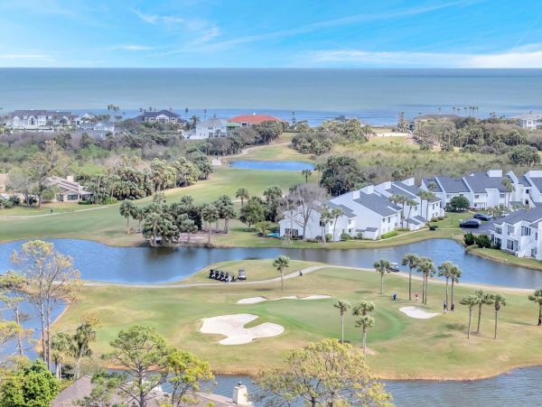 Vacation Rental Florida Golf and Beach Condo in Ponte Vedra With Communal Pool