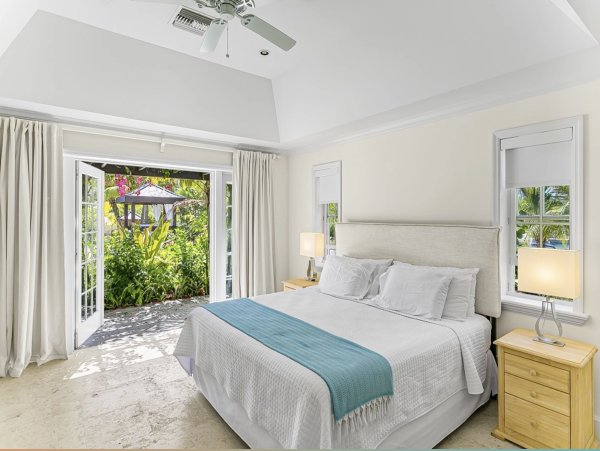 Luxury Great Exuma Vacation Rental - Bahamas Oceanfront Villa with Pool & Boat Slip