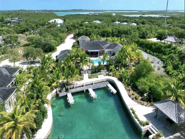 Luxury Great Exuma Vacation Rental - Bahamas Oceanfront Villa with Pool & Boat Slip