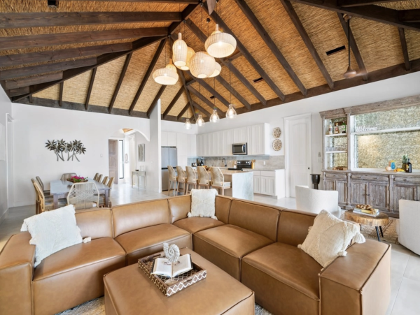 Exuma Luxurious Beachfront Vacation Villa