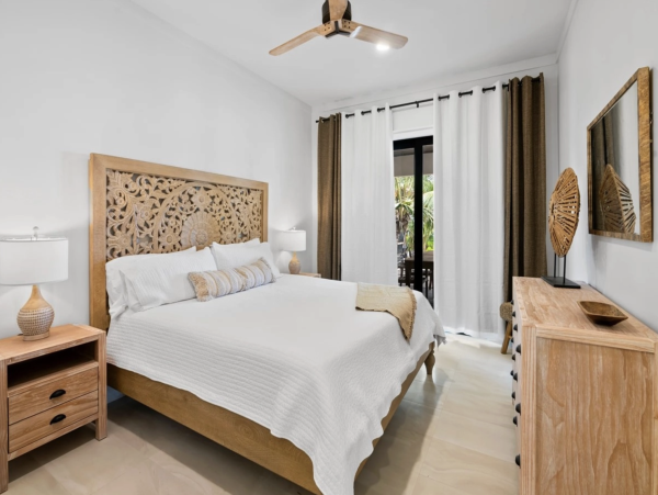 Exuma Luxurious Beachfront Vacation Villa