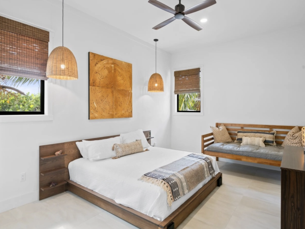 Exuma Luxurious Beachfront Vacation Villa