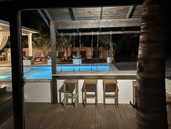Exuma Luxurious Beachfront Vacation Villa