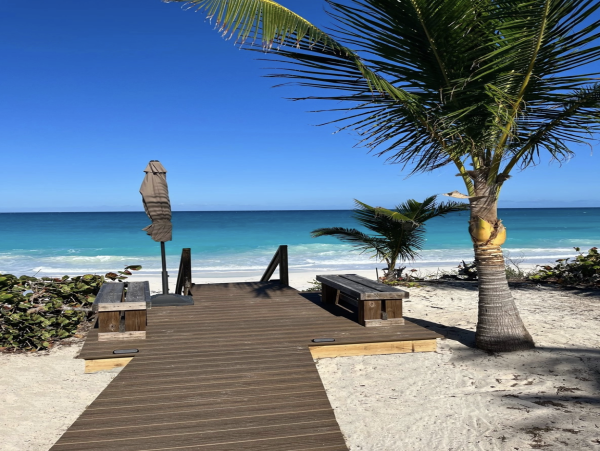 Exuma Luxurious Beachfront Vacation Villa