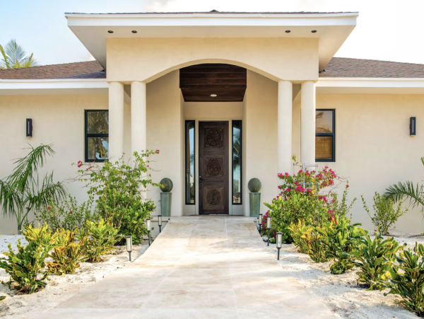 Exuma Luxurious Beachfront Vacation Villa