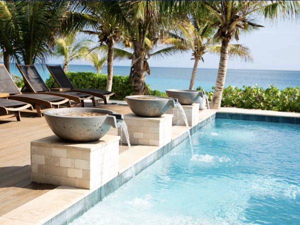 Exuma Luxurious Beachfront Vacation Villa