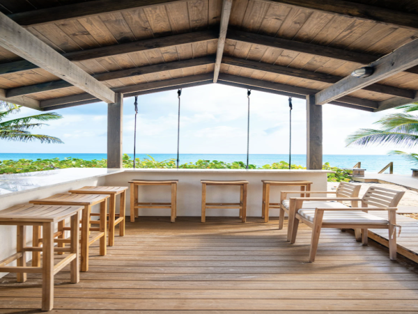 Exuma Luxurious Beachfront Vacation Villa