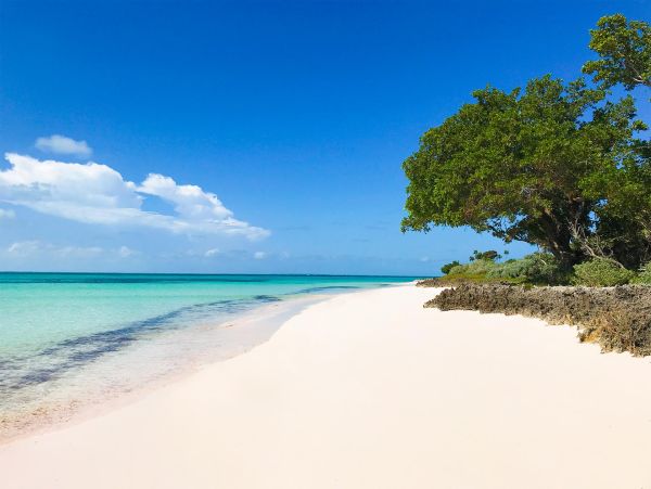 Exuma Luxurious Beachfront Vacation Villa