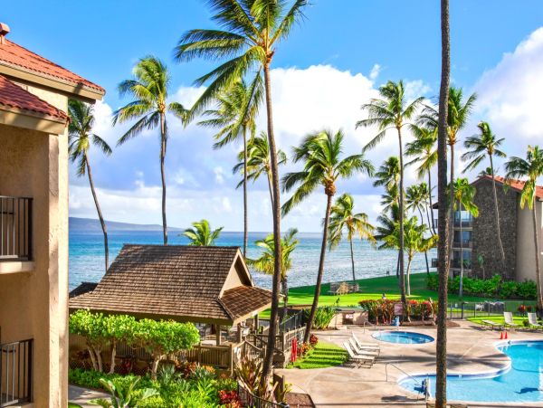 Magnificent Six Bedroom Maui Villas World Class Destination.