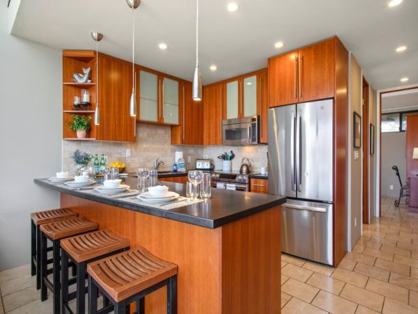 Magnificent Six Bedroom Maui Villas World Class Destination.