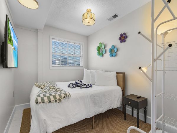 Luxurious Waterfront Duplex Rental on Estero Island - Perfect for Families