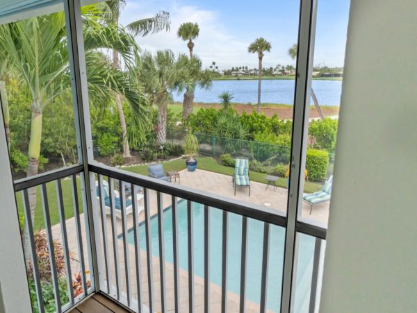 Luxury Golf Course Home on Sanibel Island - Paradise Awaits