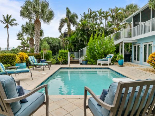 Luxury Golf Course Home on Sanibel Island - Paradise Awaits