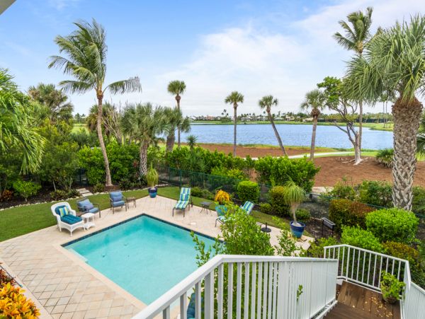 Luxury Golf Course Home on Sanibel Island - Paradise Awaits