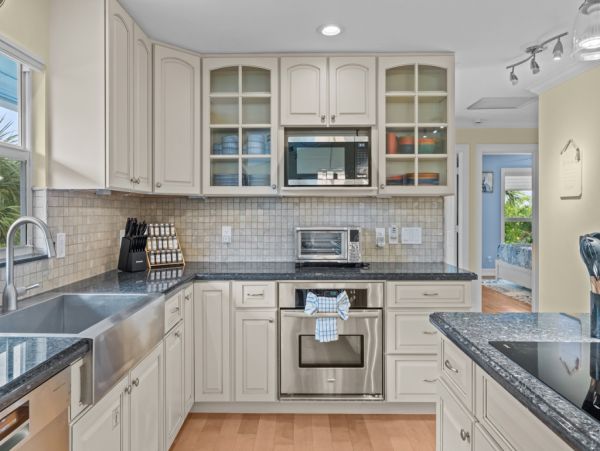 Luxury Golf Course Home on Sanibel Island - Paradise Awaits