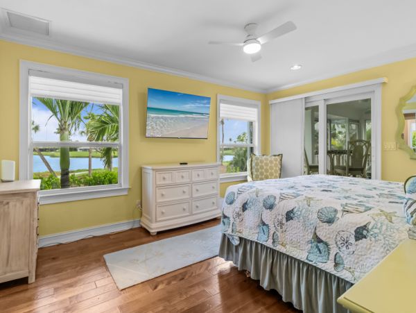Luxury Golf Course Home on Sanibel Island - Paradise Awaits