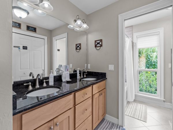 Luxury Golf Course Home on Sanibel Island - Paradise Awaits