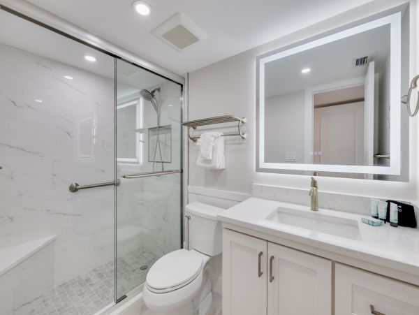 Luxury Beachfront Retreat in Sanibel - Two Bedroom Penthouse
