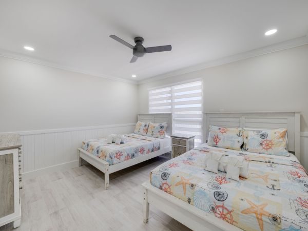 Luxury Beachfront Retreat in Sanibel - Two Bedroom Penthouse
