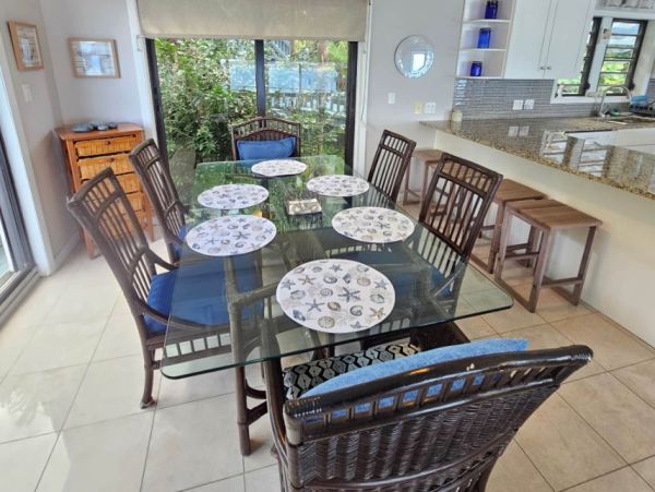 Luxurious Cliffside Villa in St. Thomas - Unforgettable Ocean Views