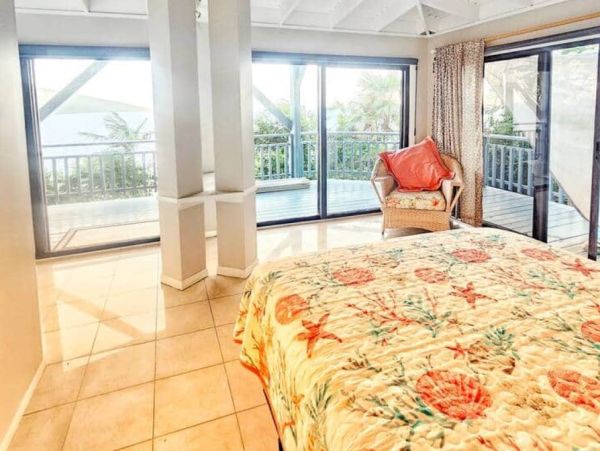 Luxurious Cliffside Villa in St. Thomas - Unforgettable Ocean Views