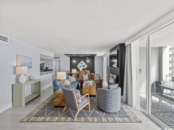 Luxury Oceanfront Condo in Myrtle Beach - Your Perfect Retreat