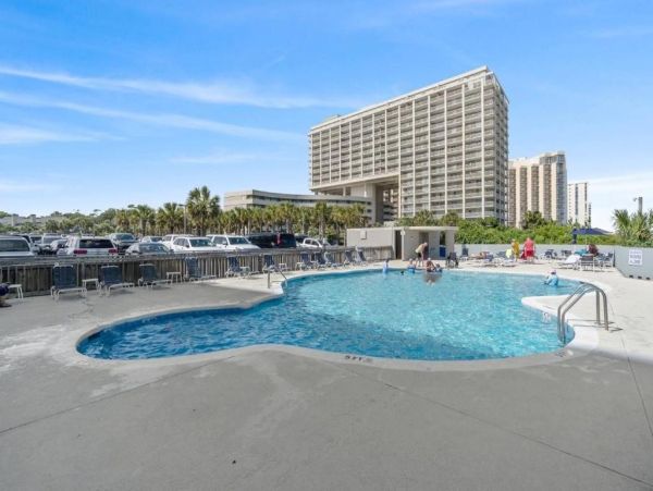 Luxury Oceanfront Condo in Myrtle Beach - Your Perfect Retreat
