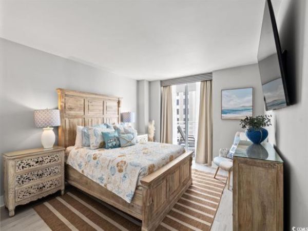 Luxury Oceanfront Condo in Myrtle Beach - Your Perfect Retreat