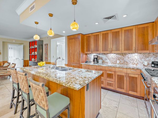 The Most Exclusive Maui Beach Villas - World Class views, Amenities.