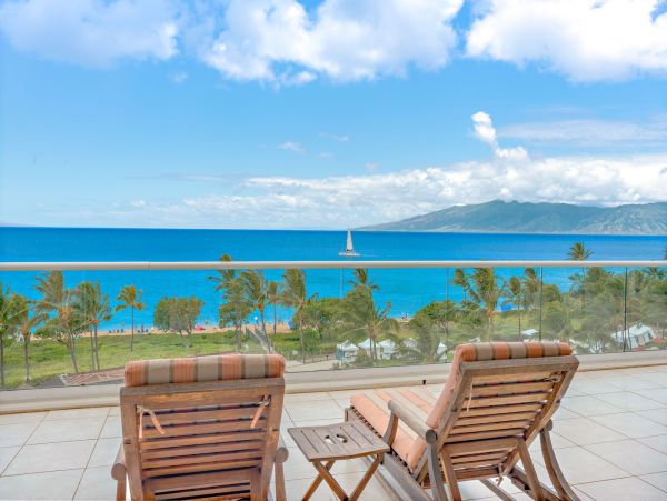 The Most Exclusive Maui Beach Villas - World Class views, Amenities.