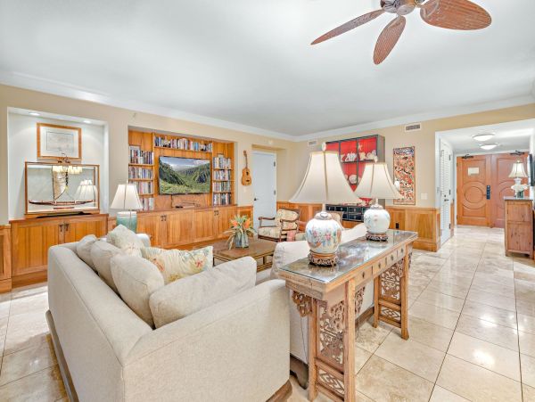The Most Exclusive Maui Beach Villas - World Class views, Amenities.