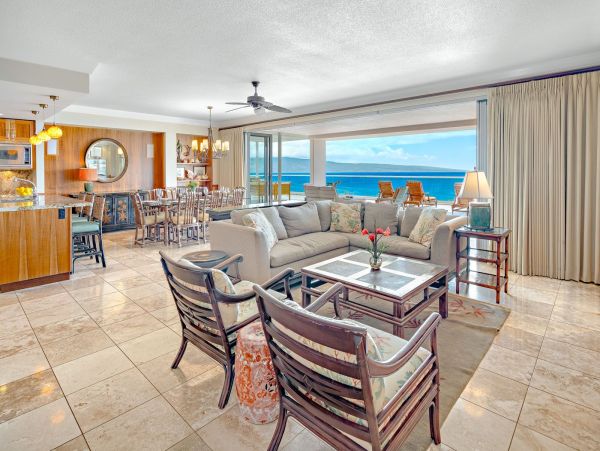 The Most Exclusive Maui Beach Villas - World Class views, Amenities.