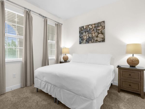 Luxurious 10-Bedroom Villa in Orlando – Perfect for Family Getaways