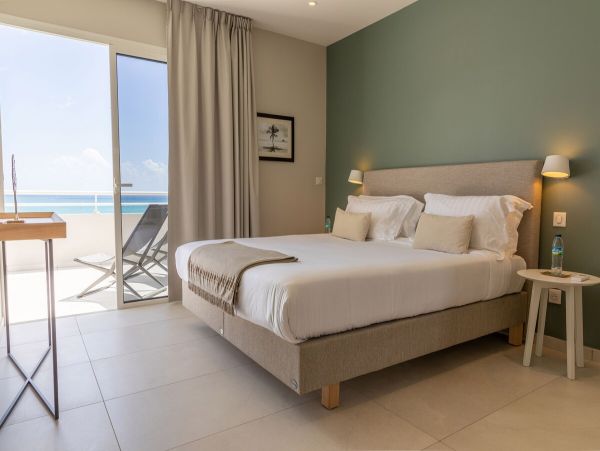 Luxury Villa with Sea View 4 Bedroom