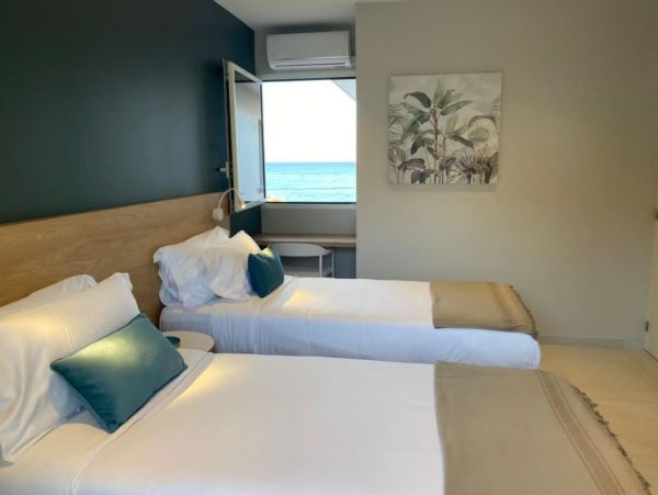 Luxury Villa with Sea View 4 Bedroom