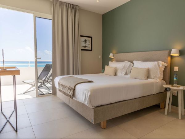 Luxury Villa with Sea View 4 Bedroom