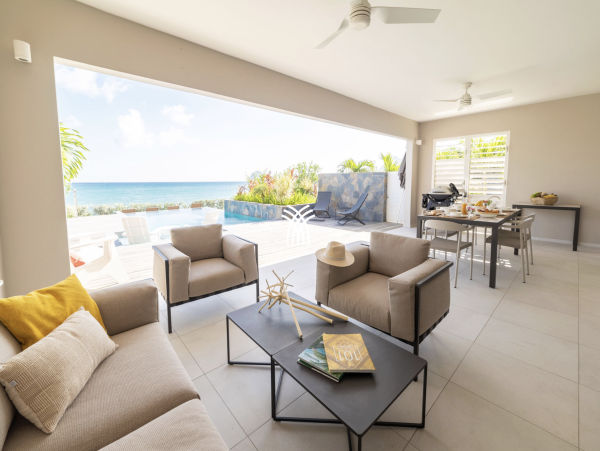 Luxury Villa with Sea View 4 Bedroom